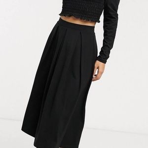 NWT ASOS Petite Black MIDI Skirt- Size 6